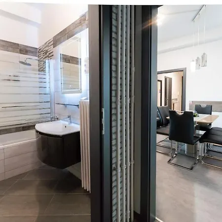 Charles' Haven In The Heart Of Apartmán Budapešť