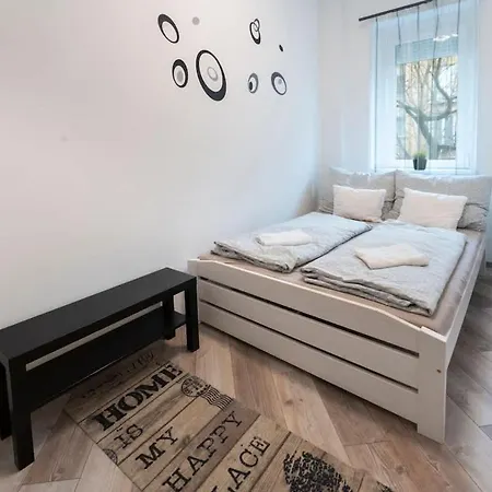 Charles' Haven In The Heart Of Apartmán *