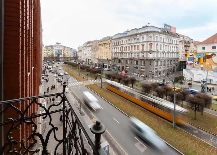 Apartament Charles' Haven In The Heart Of