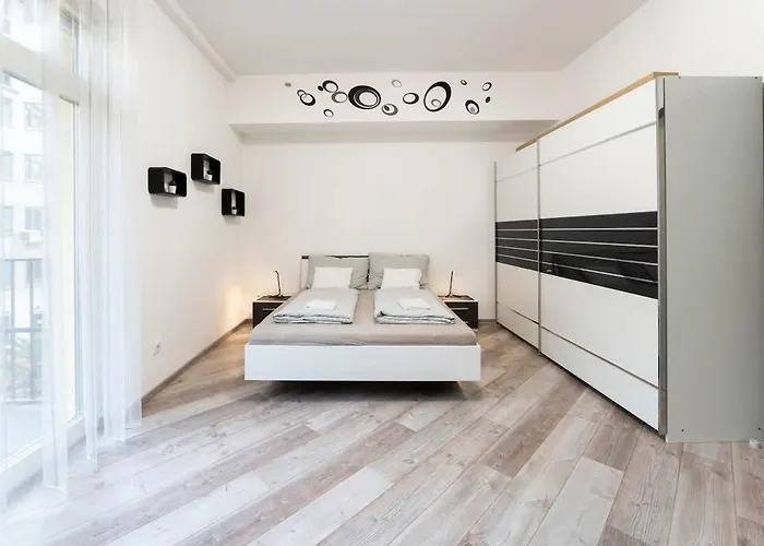 Charles' Haven In The Heart Of Budapesta