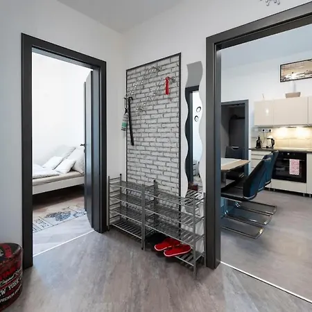 Διαμέρισμα Charles' Haven In The Heart Of Βουδαπέστη