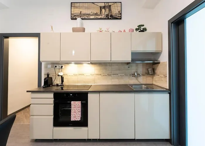 Apartamento Charles' Haven In The Heart Of *